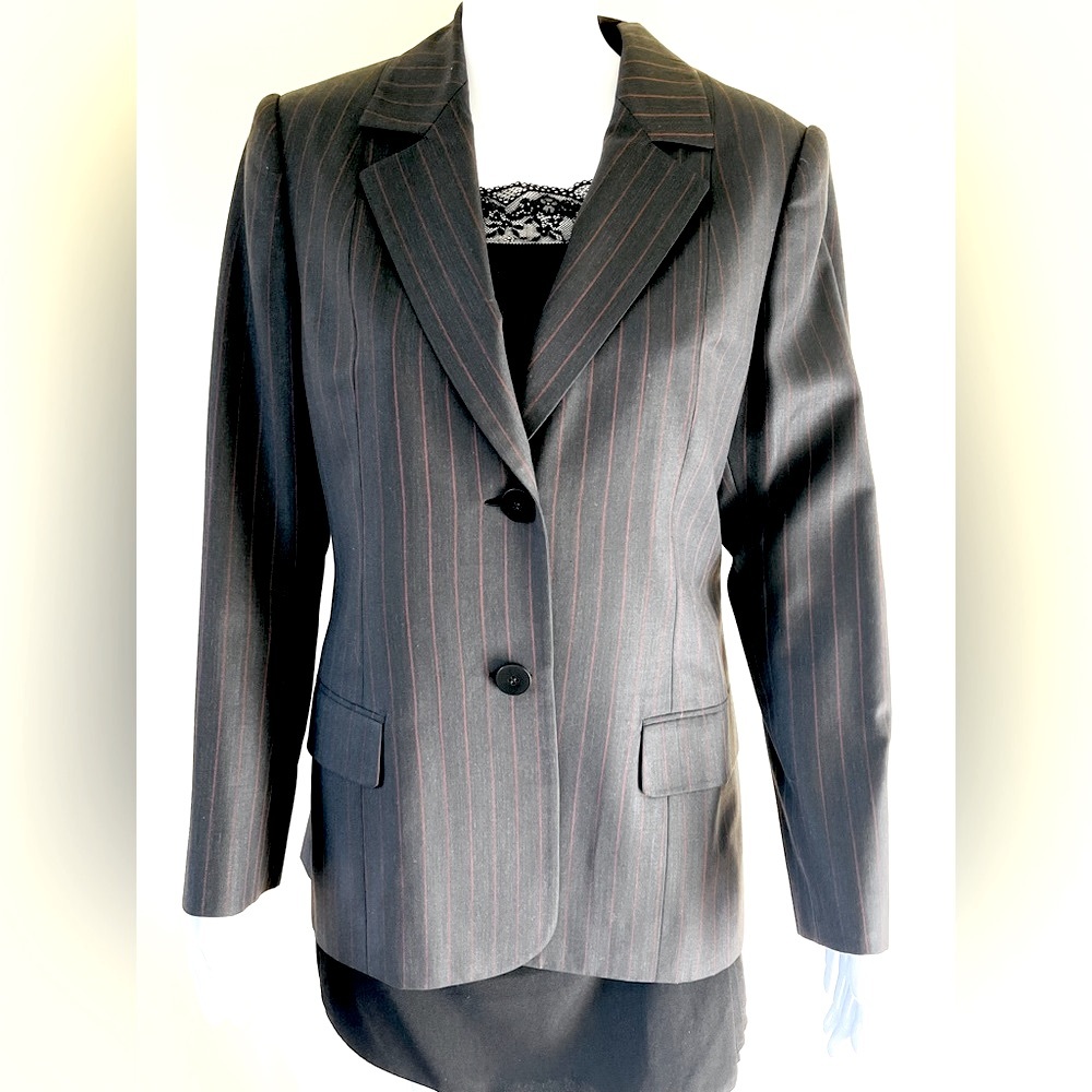 Black 100% fine wool 2 Pc Suit Red thin stripes Long Blazer & straight pants 10